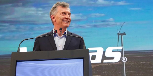 Macri: "En 2025 queremos que el 20% de la energía eléctrica se cubra con energías renovables"