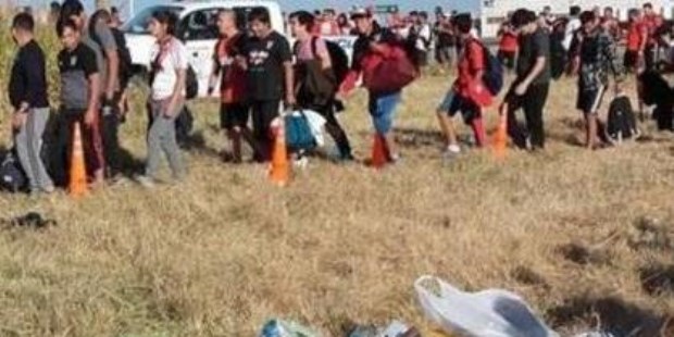 Incautan drogas y alcohol en micros que trasladaban a hinchas de River hacia Mar del Plata