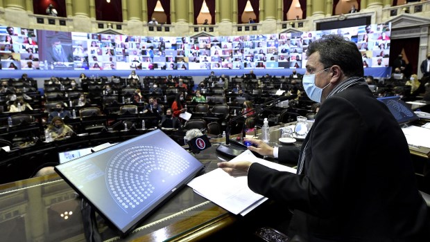 Escándalo en Diputados: no aceptó la oposición la sesión virtual - Política  | Diario La Prensa